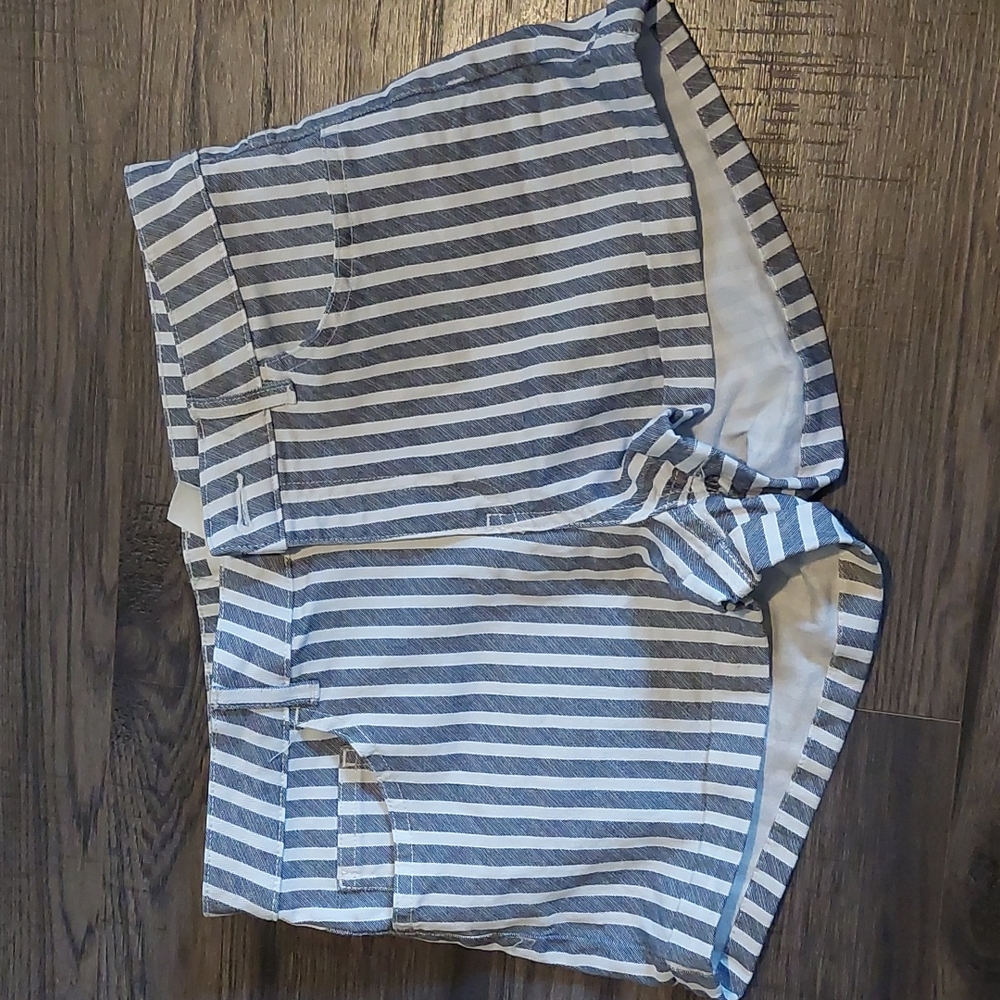 H&M Black & White Striped 5 Pocket Jean Shorts